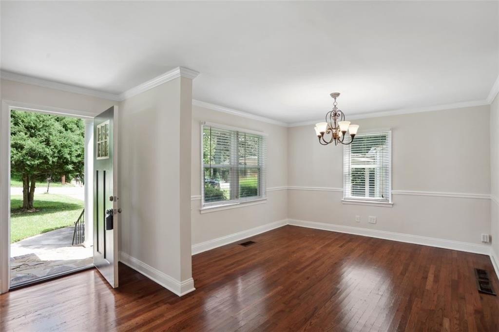 Vista Trl Ne, Atlanta, GA 30324