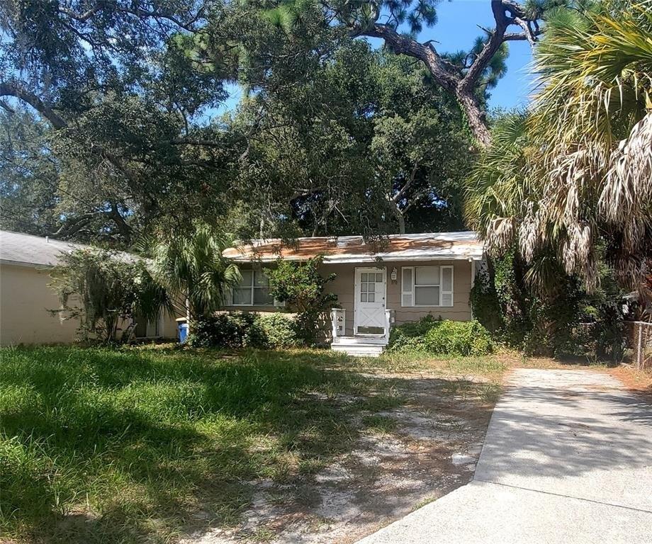 Douglas Ave, Clearwater, FL 33755