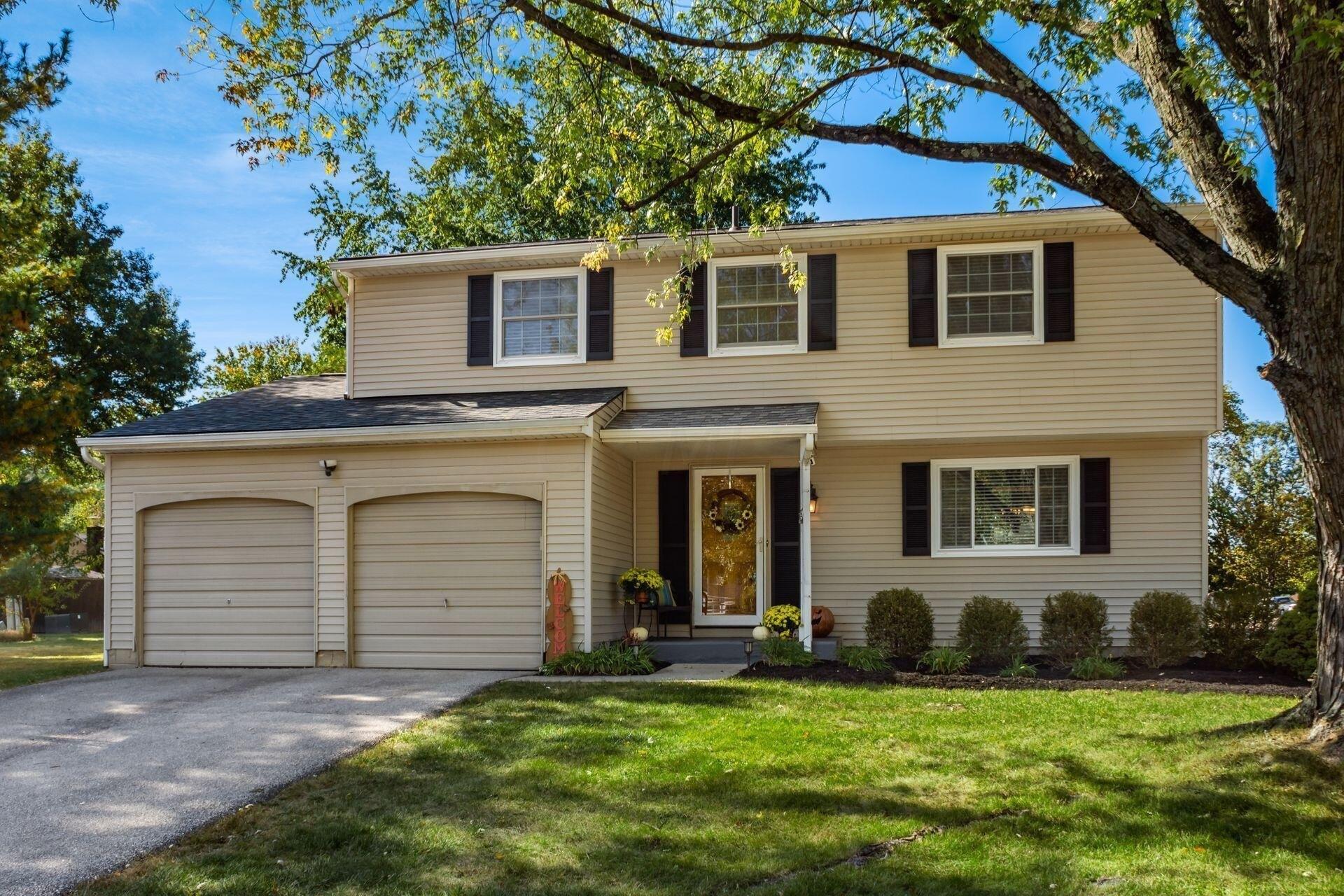 Spring Hollow Ln, Westerville, OH 43081