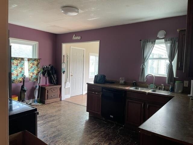 Allen Ave, Muskegon, MI 49442