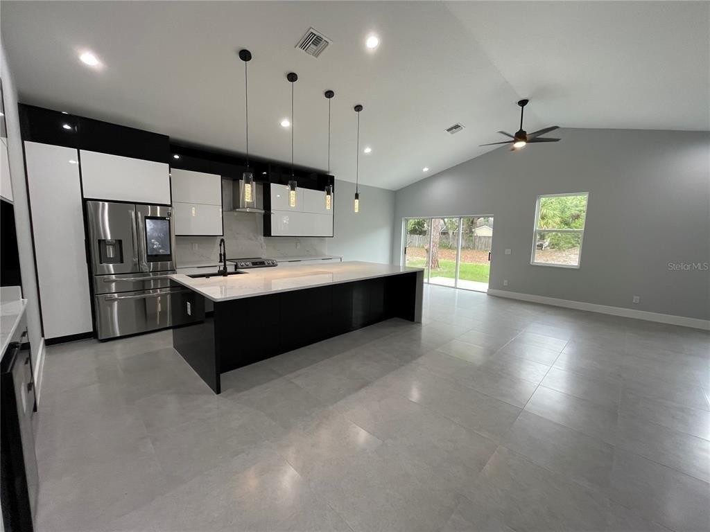 Sunset Rd N, Rotonda West, FL 33947