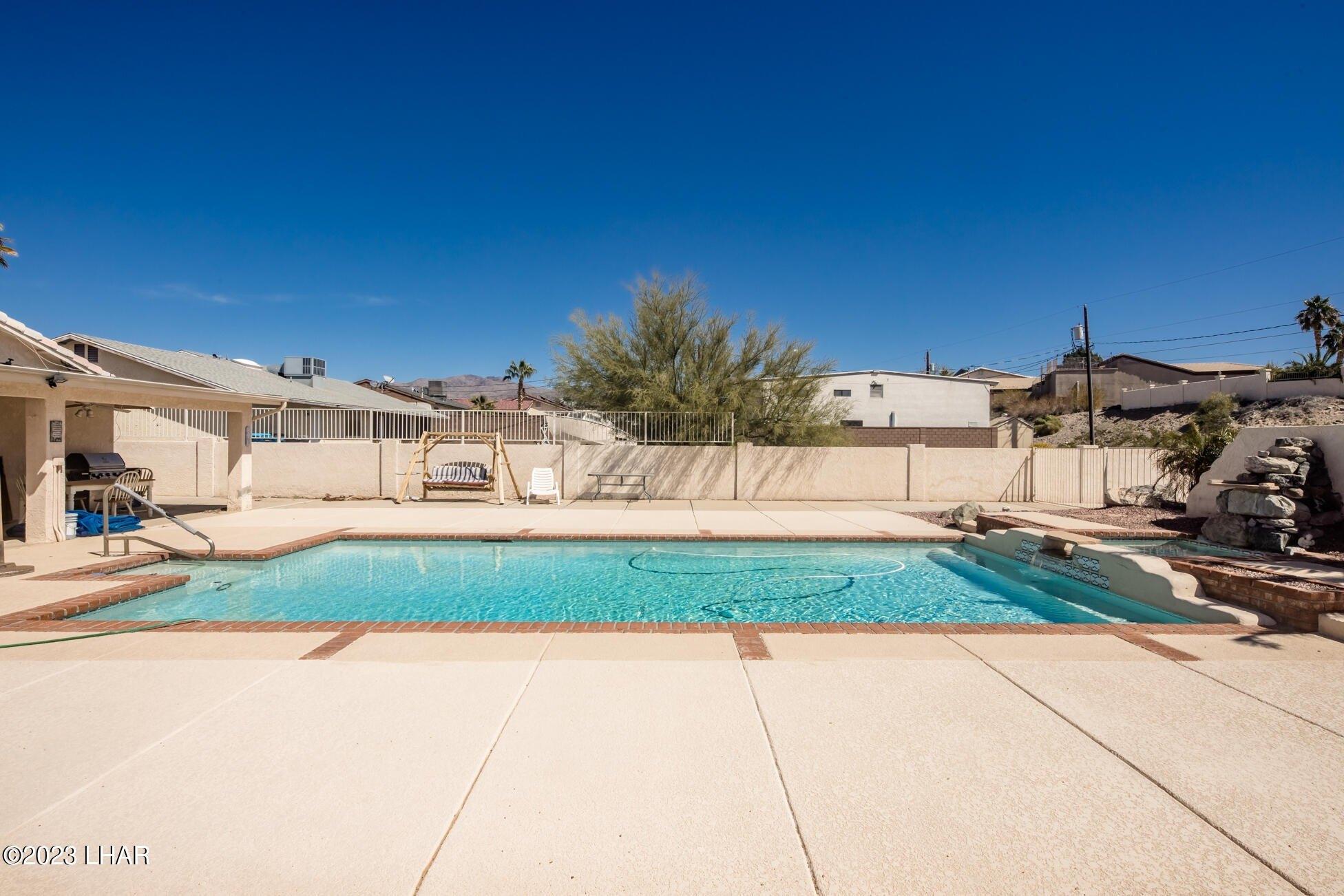 Challenger Dr, Lake Havasu City, AZ 86406