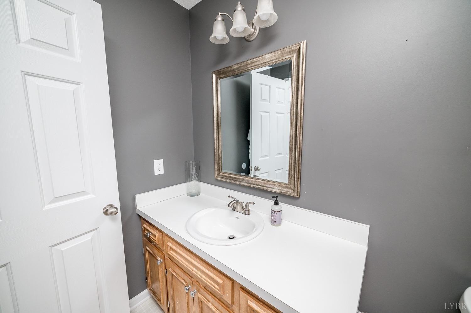 Willard Way, Lynchburg, VA 24502