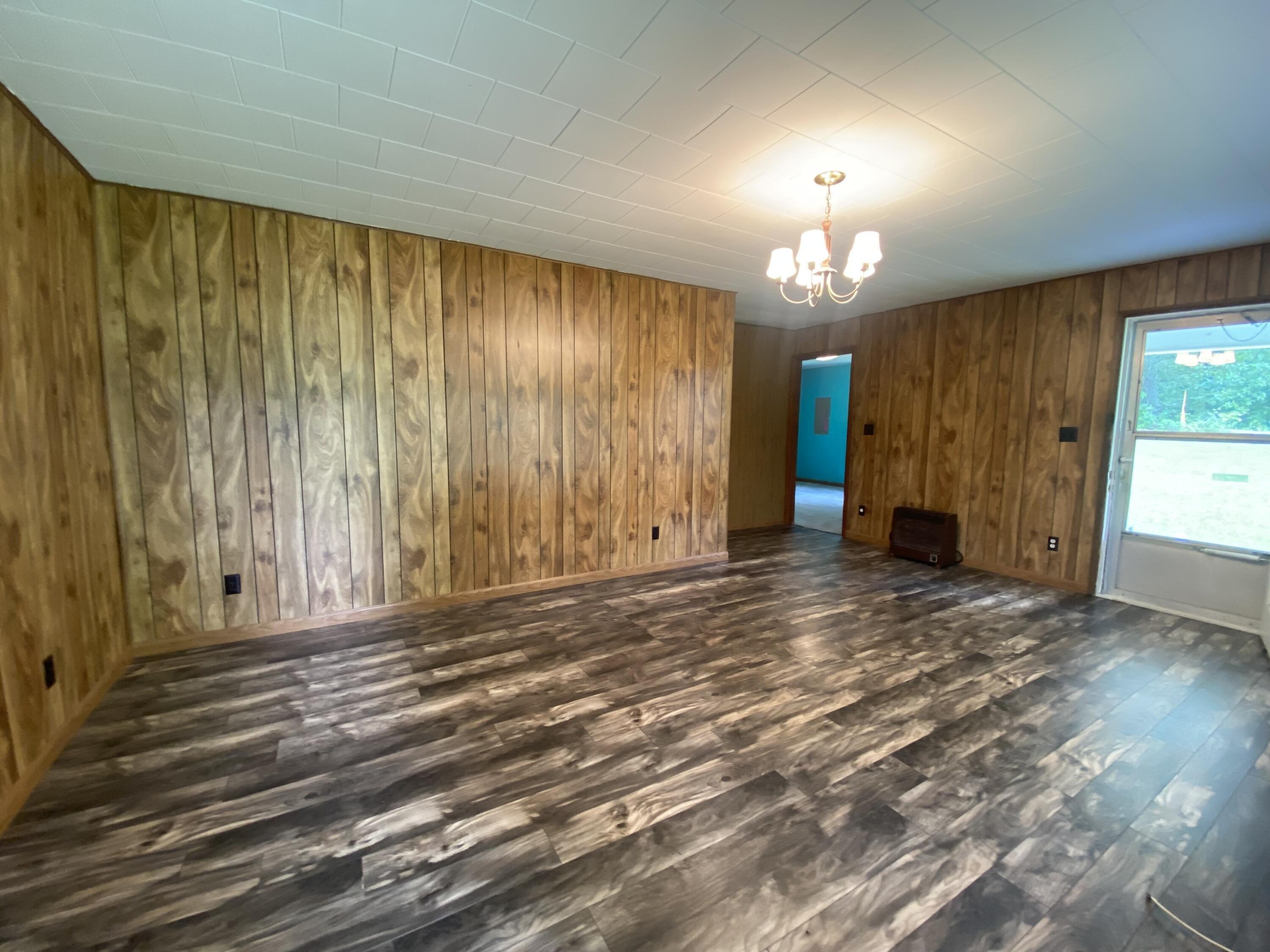 Wassom Memorial Hwy, Grandview, TN 37337