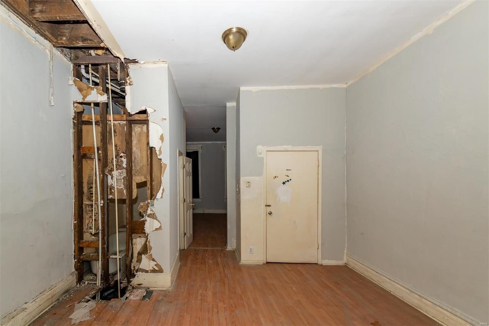 Iowa Ave, Saint Louis, MO 63118
