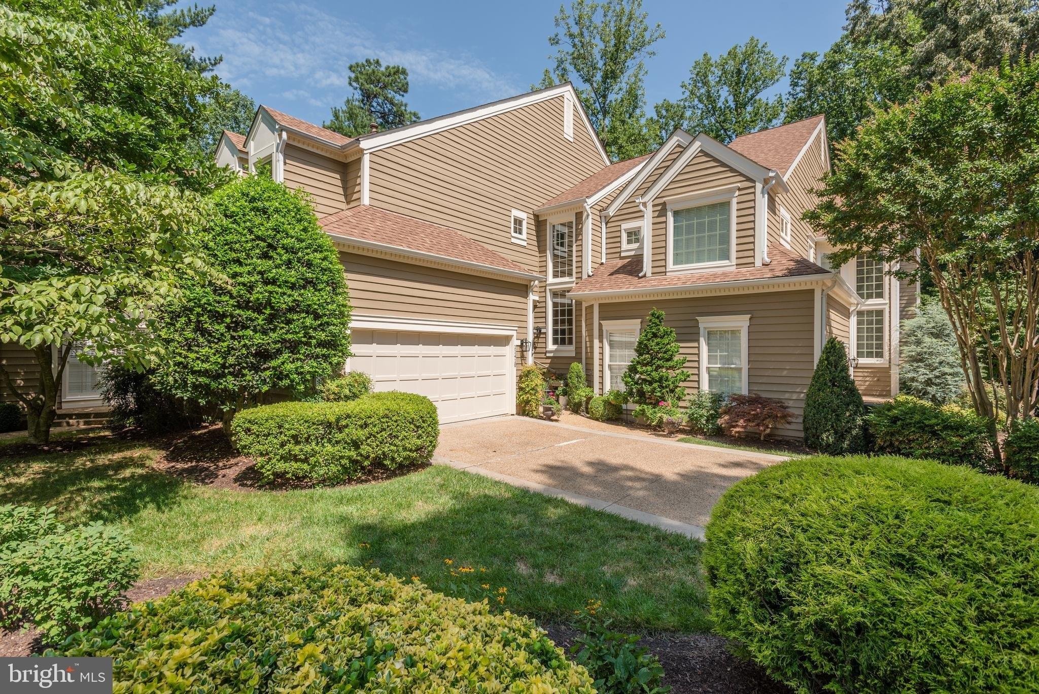 Hollow Timber Way, Reston, VA 20194