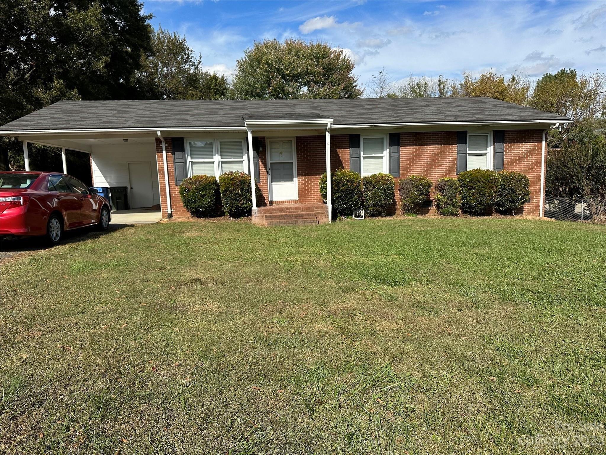 Chicopee Dr, Mint Hill, NC 28227