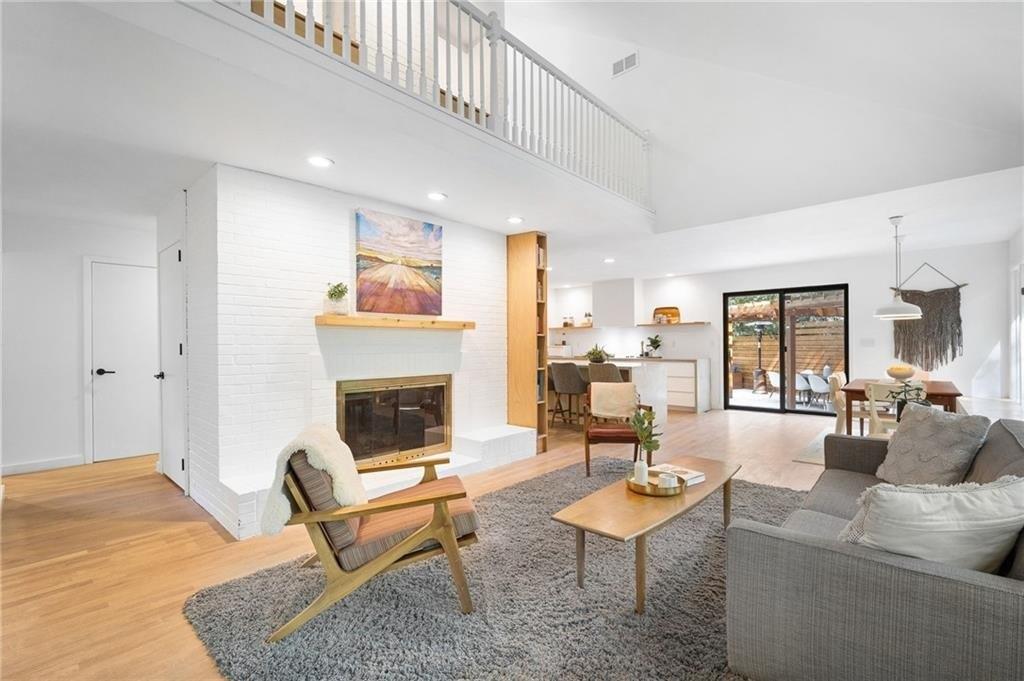 Sw 28th St, Des Moines, IA 50321