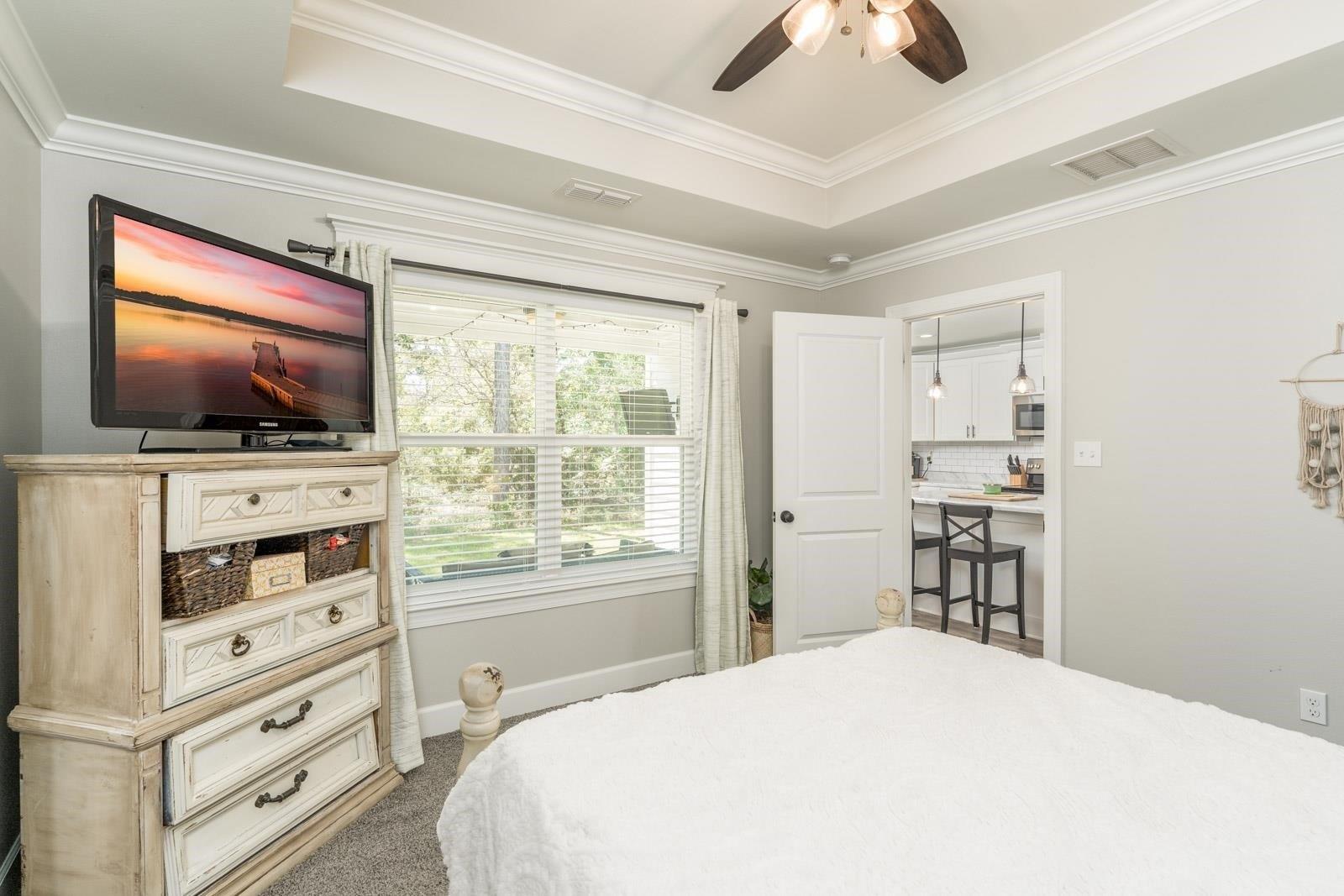 King Bee Dr, Crawfordville, FL 32327
