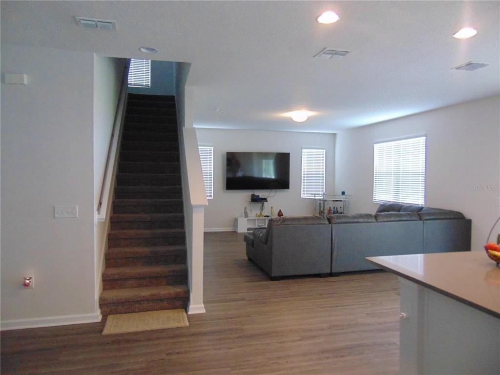 Lake Smart Cir, Winter Haven, FL 33881