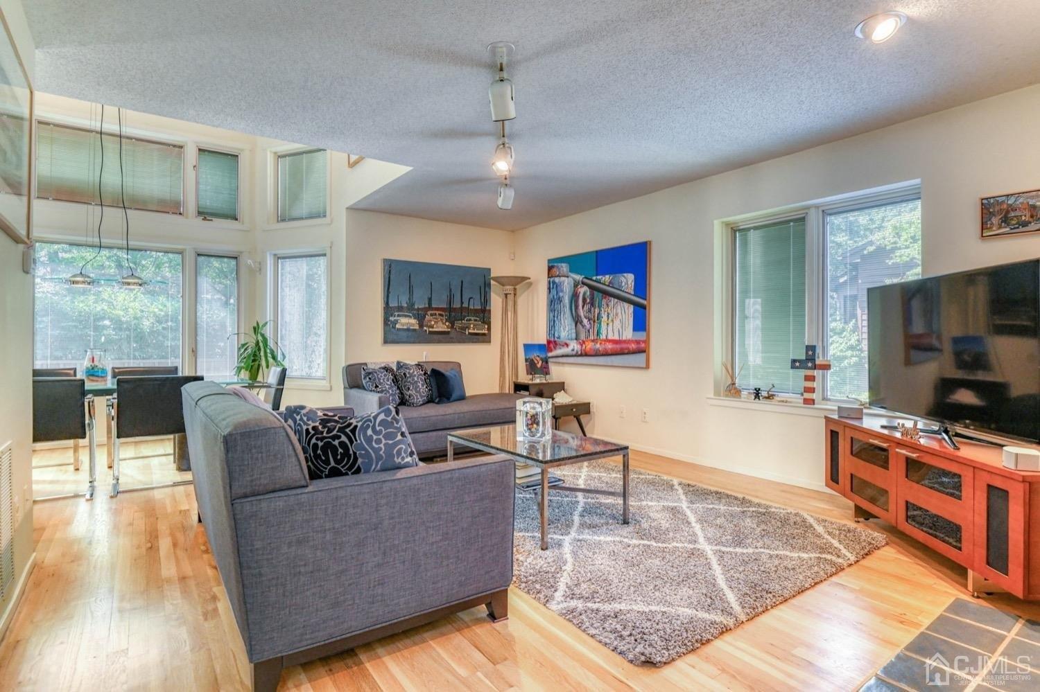 Sayre Dr, Princeton, NJ 08540