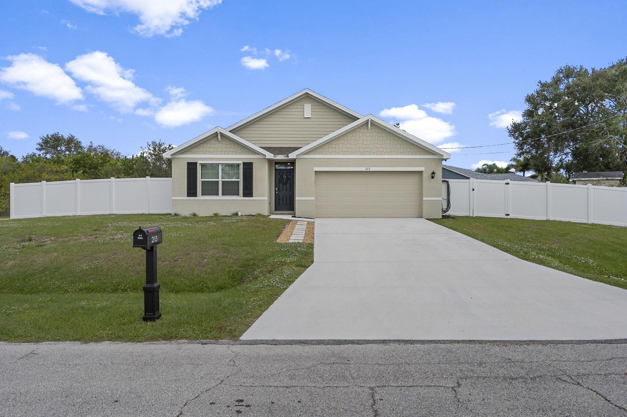 Sw Tot Ct, Port Saint Lucie, FL 34953