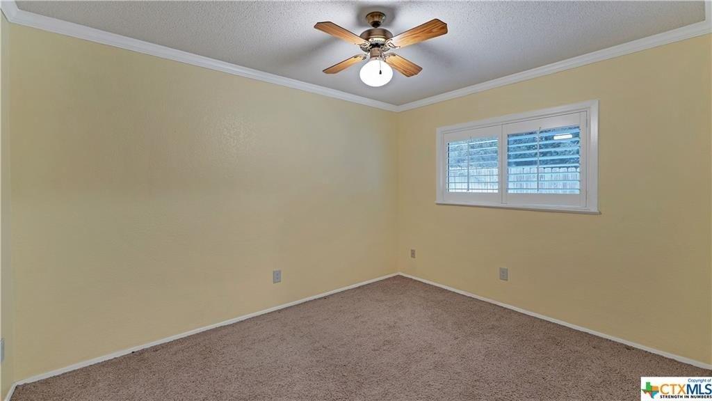 Bluff Creek Cir, New Braunfels, TX 78130