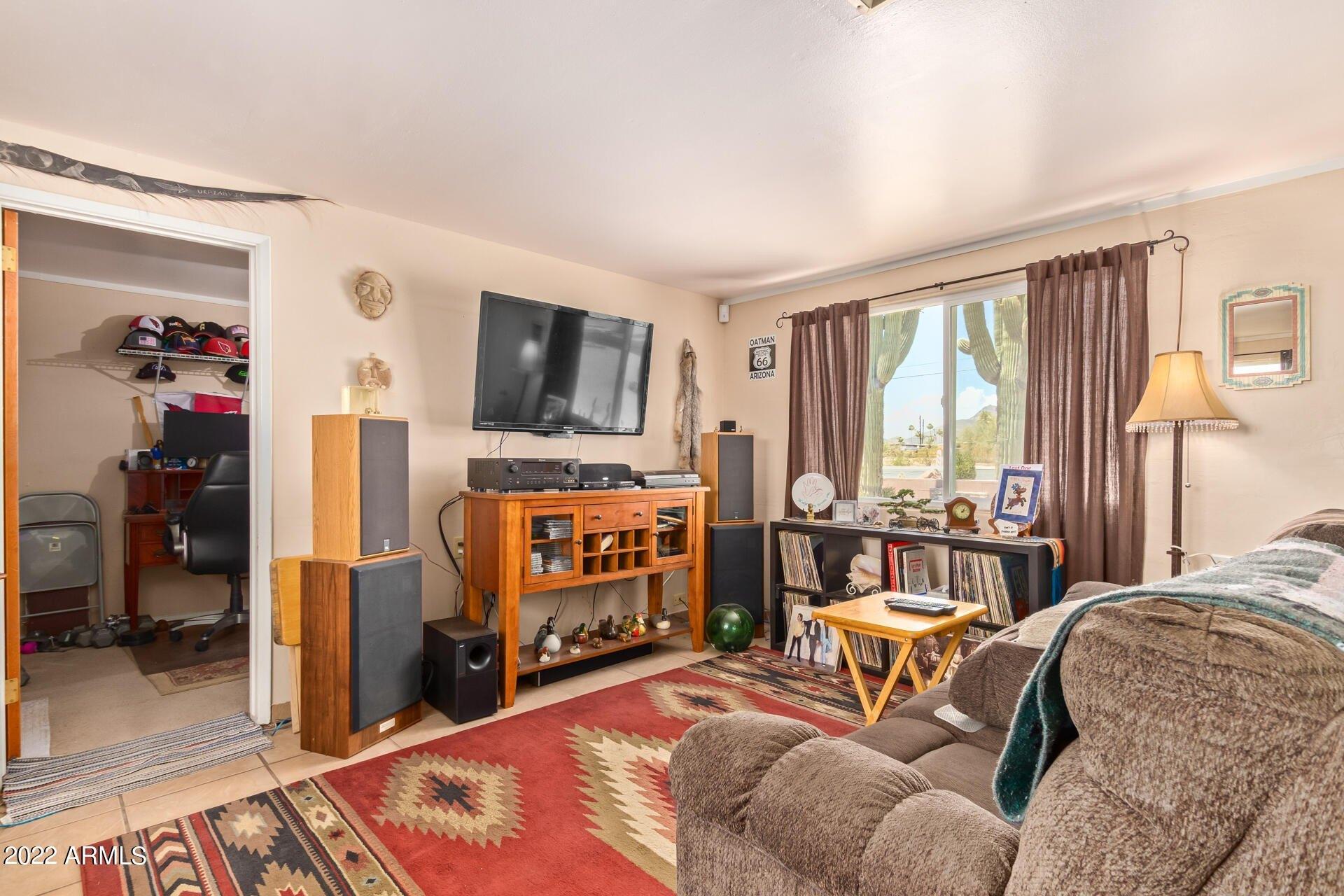 W Superstition Blvd, Apache Junction, AZ 85120
