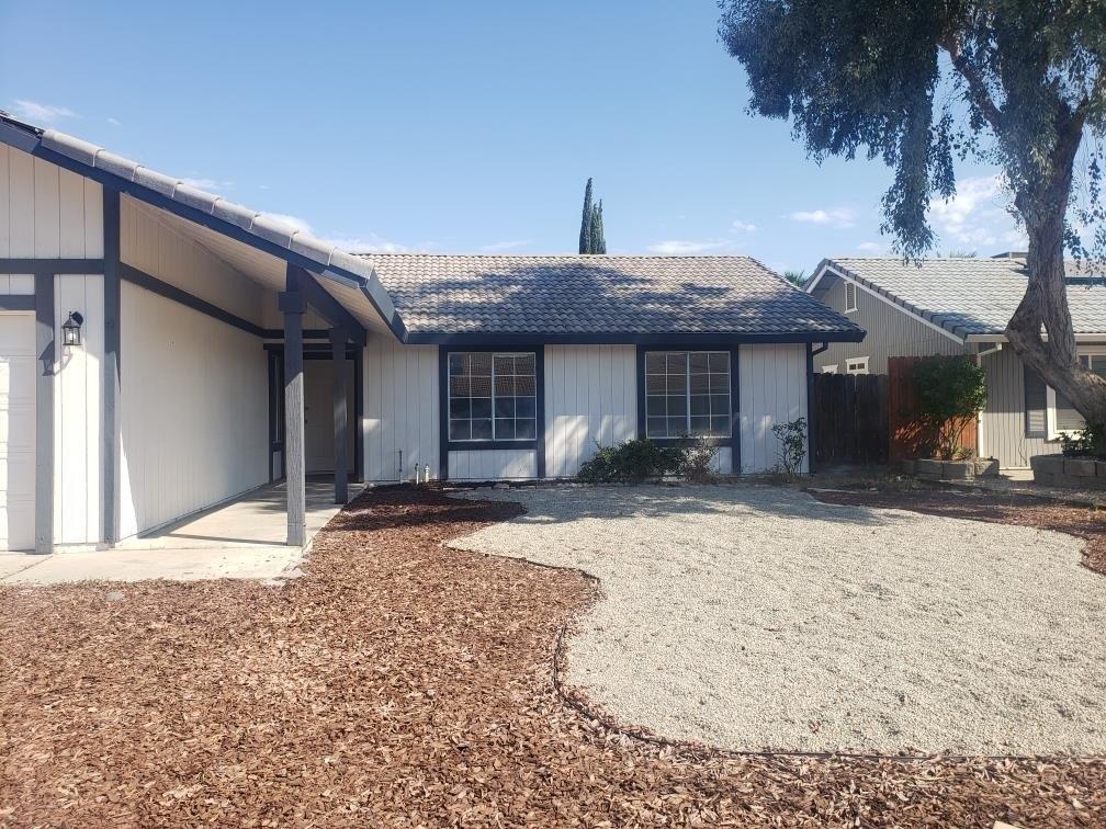 Walnutwood Ct, Los Banos, CA 93635