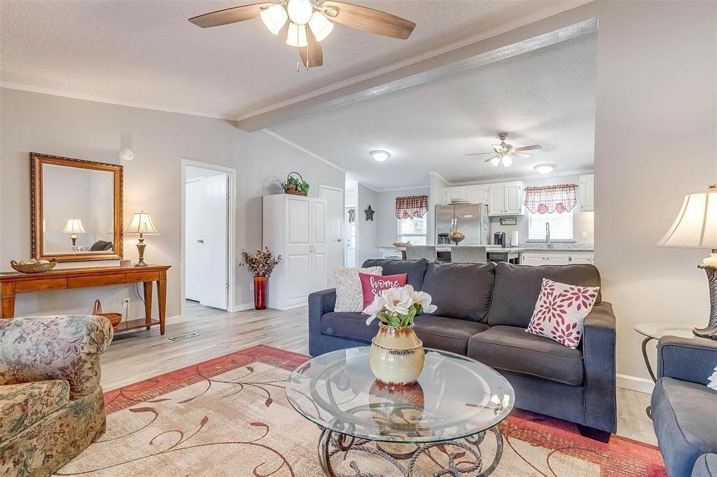 Williams Dr, Granbury, TX 76049
