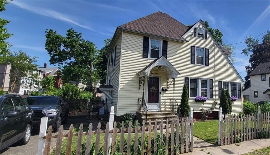 Daniel St, East Hartford, CT 06108