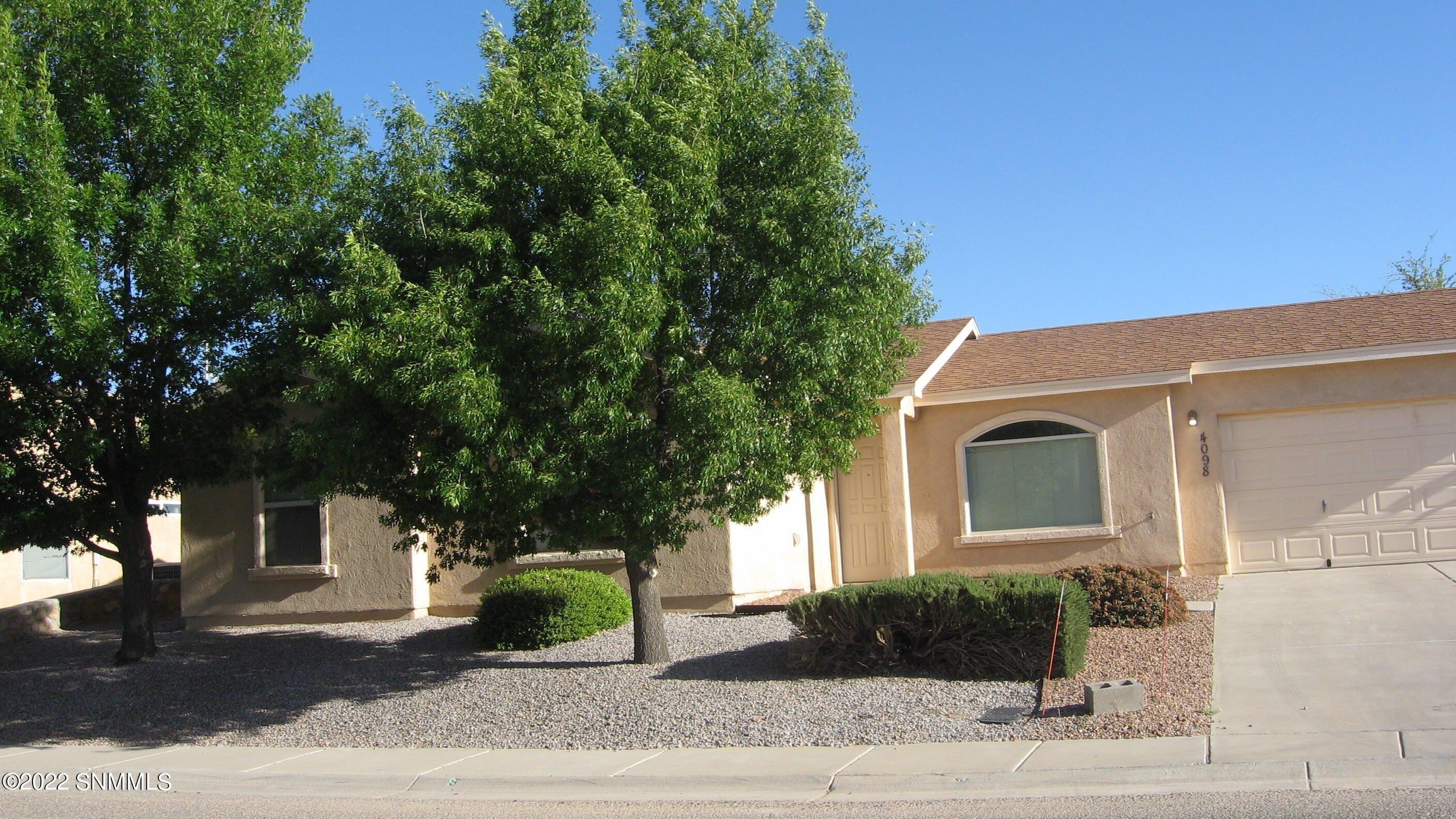 Calle De Luna, Las Cruces, NM 88012