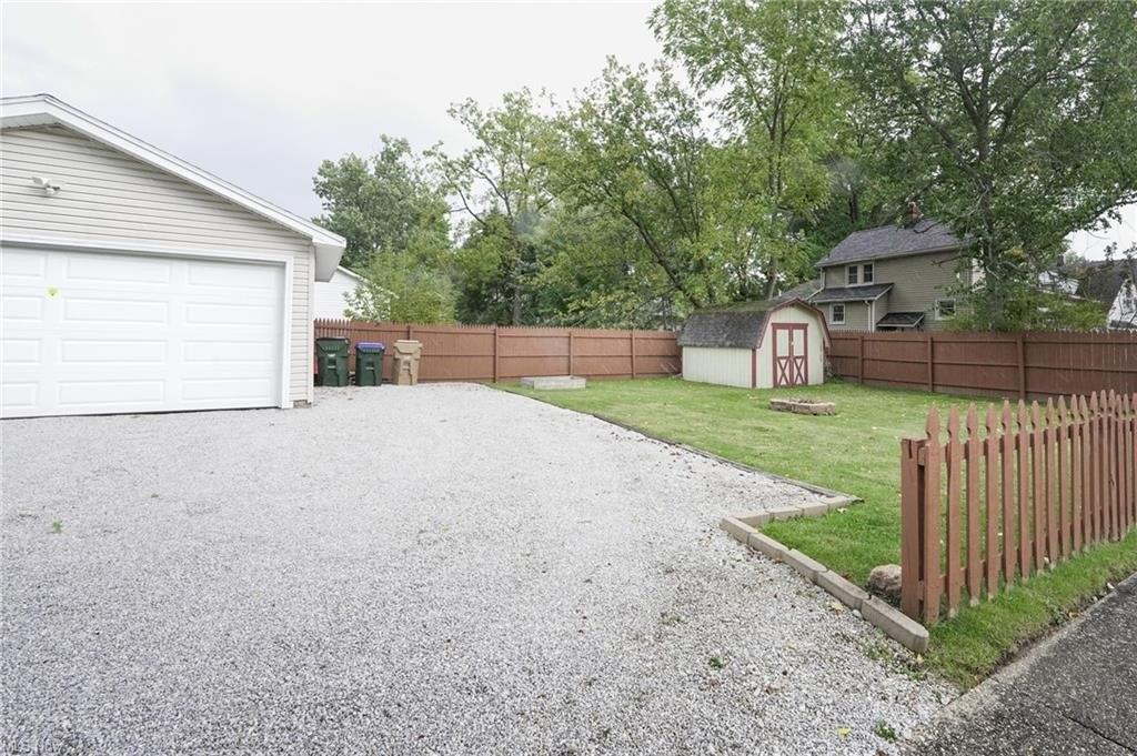 Falls Ave, Cuyahoga Falls, OH 44221