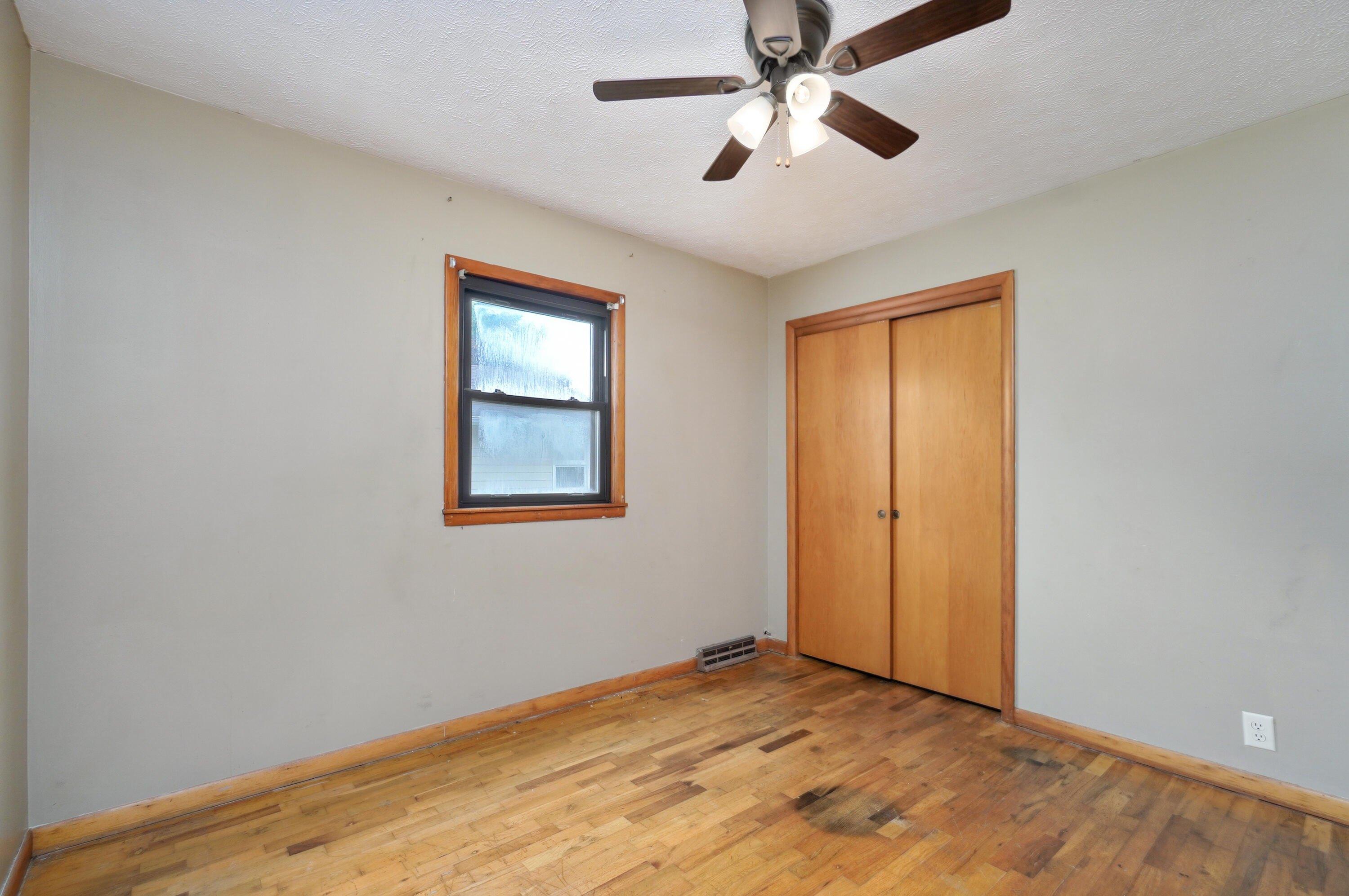 N Prospect St, Nixa, MO 65714