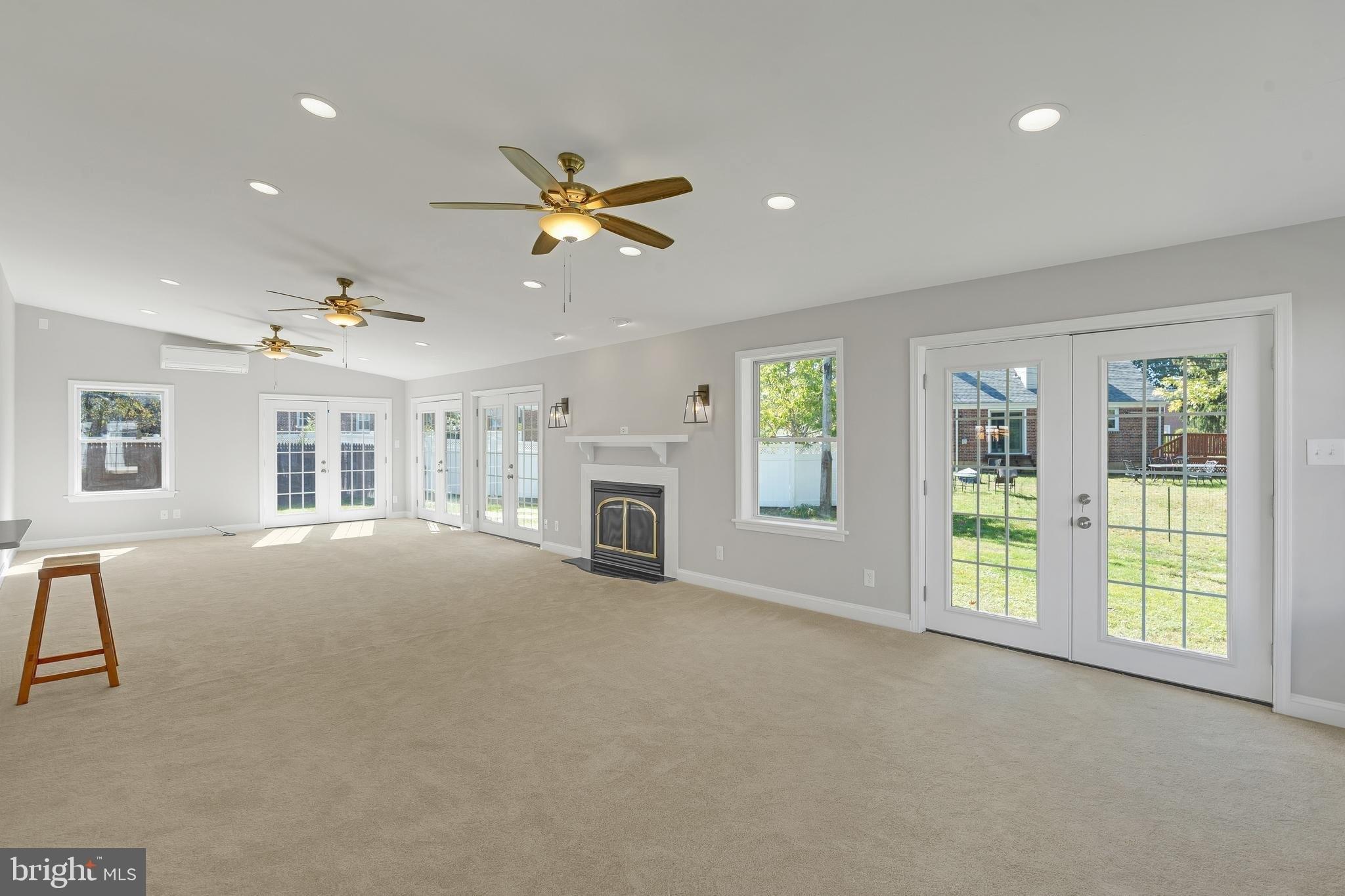 Lindsay St, Ridley Park, PA 19078