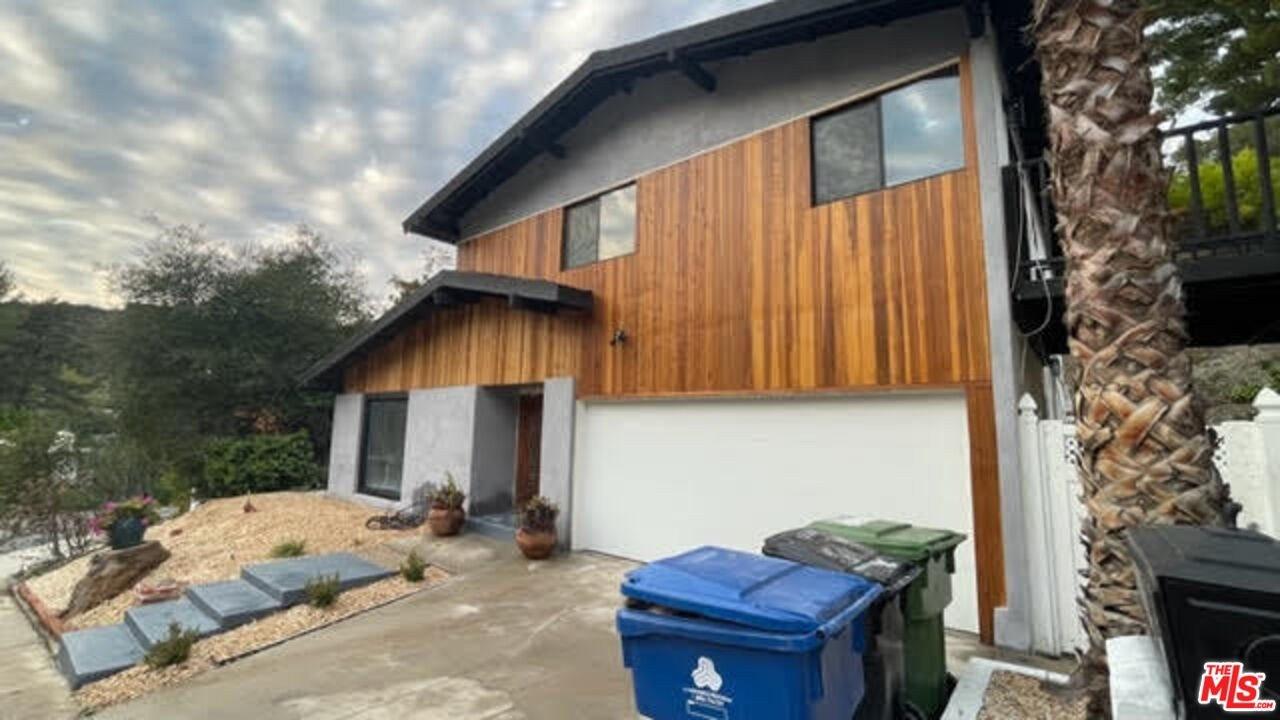 Ardsley Pl, Encino, CA 91436