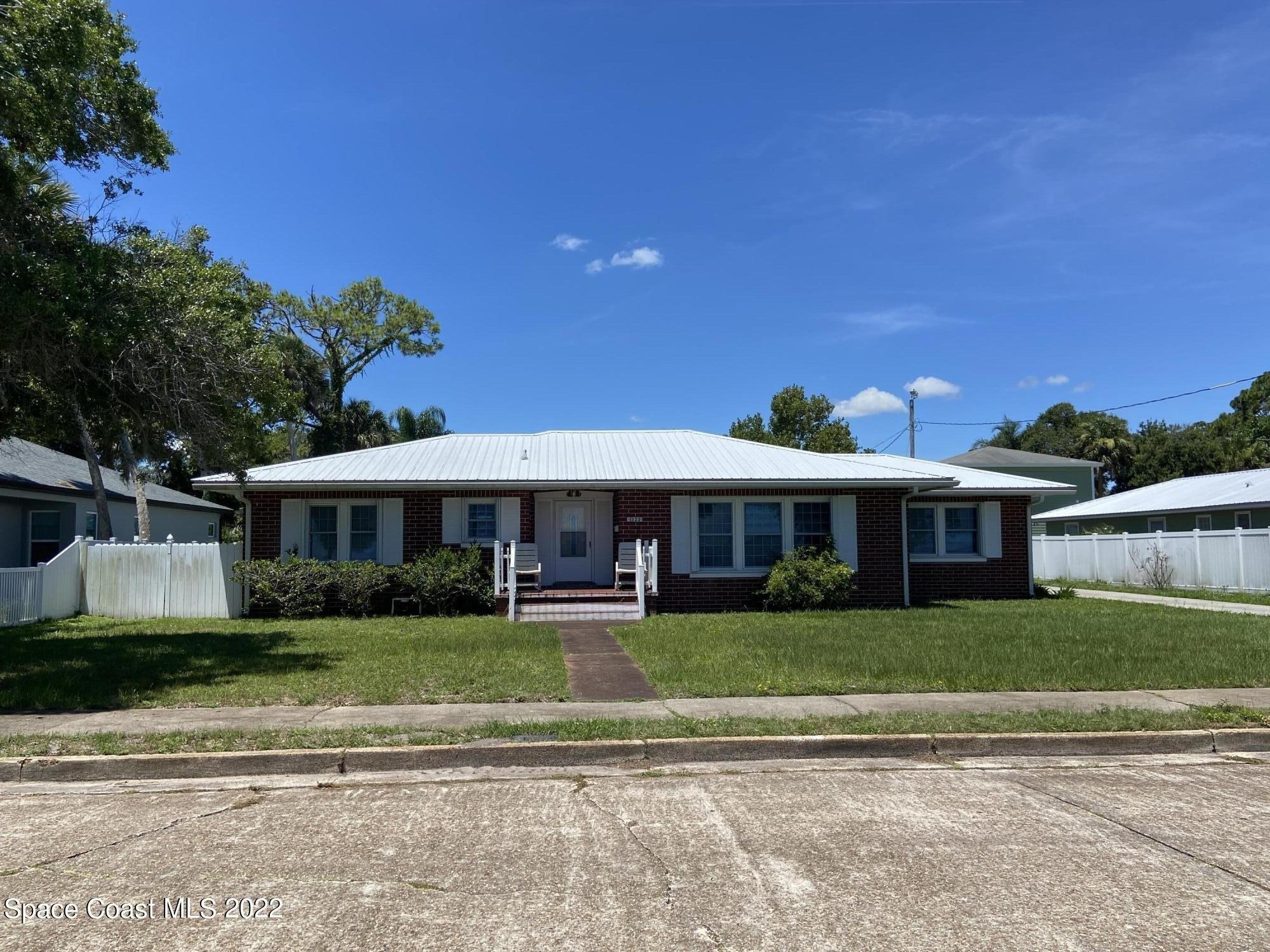 Riverside Dr, Titusville, FL 32780