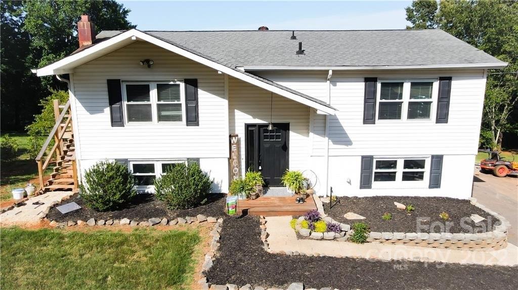 Brentwood Rd, Morganton, NC 28655