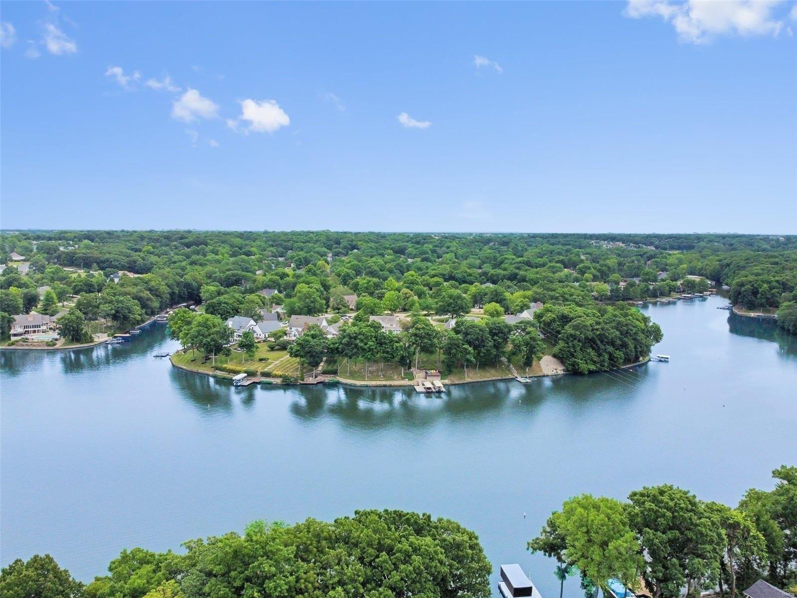 Ravens Pointe, Lake Saint Louis, MO 63367