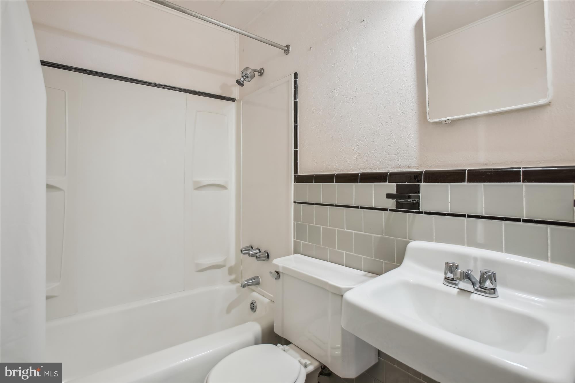 Inwood Dr, Springfield, VA 22150