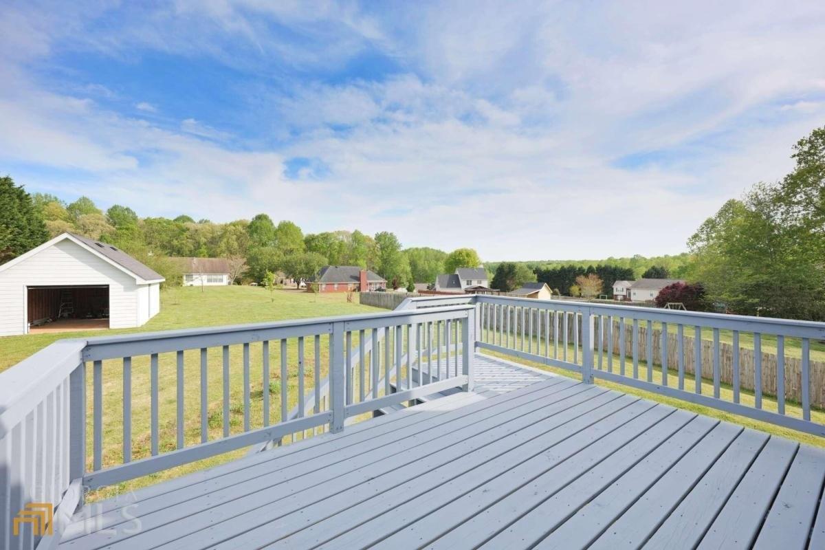 Summerset Dr, Gainesville, GA 30507