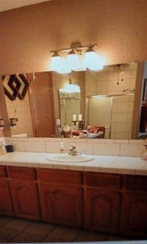 W Mcintosh Ave, Checotah, OK 74426