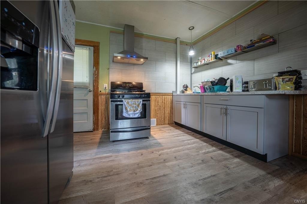 1st Ave, Gloversville, NY 12078