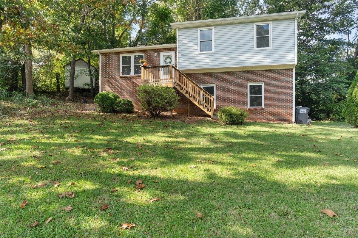 Walnut St, Amherst, VA 24521