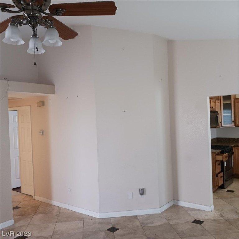 Sun Cove Cir, Las Vegas, NV 89128