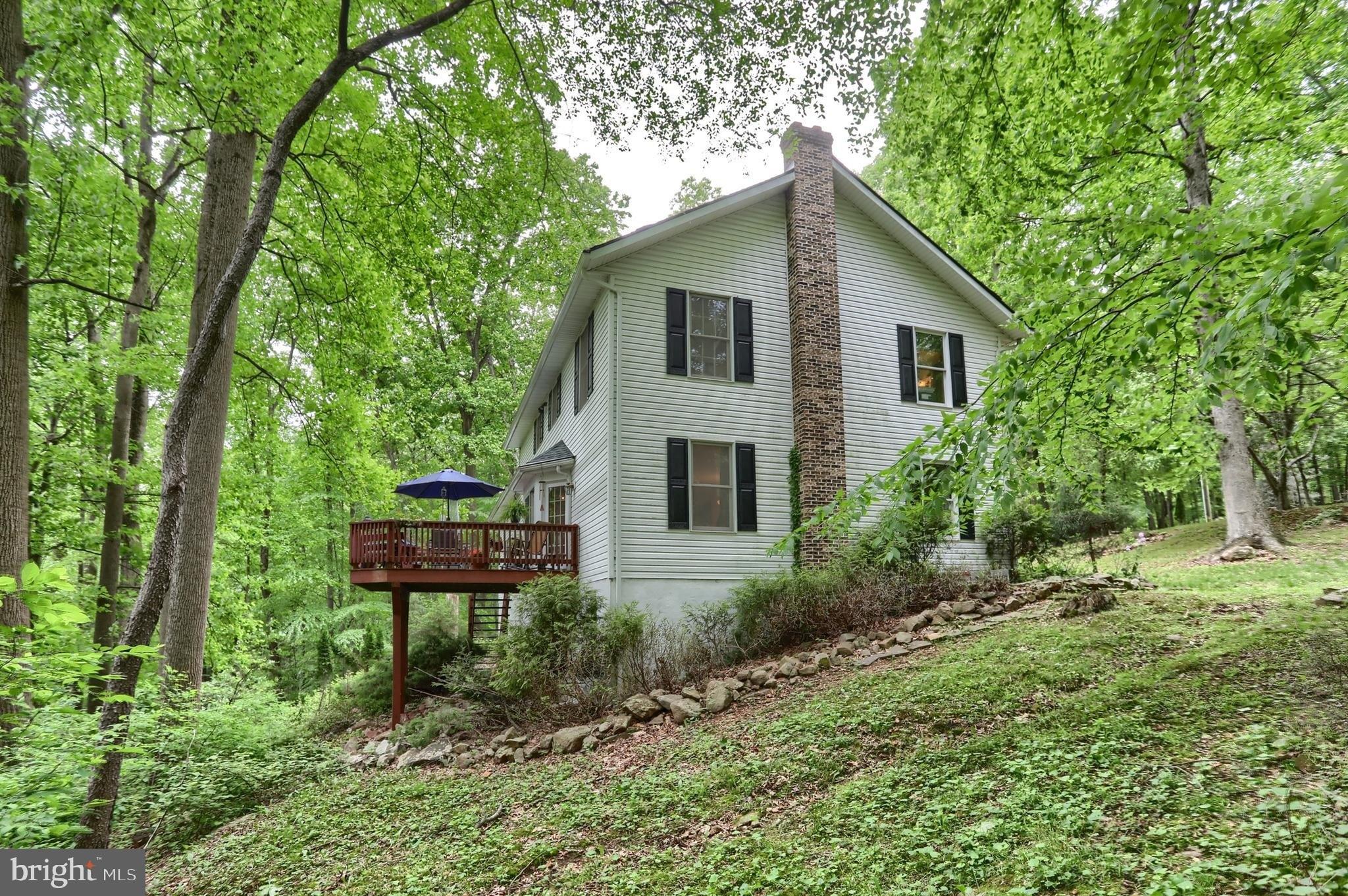 Ash Ln, Lebanon, PA 17042