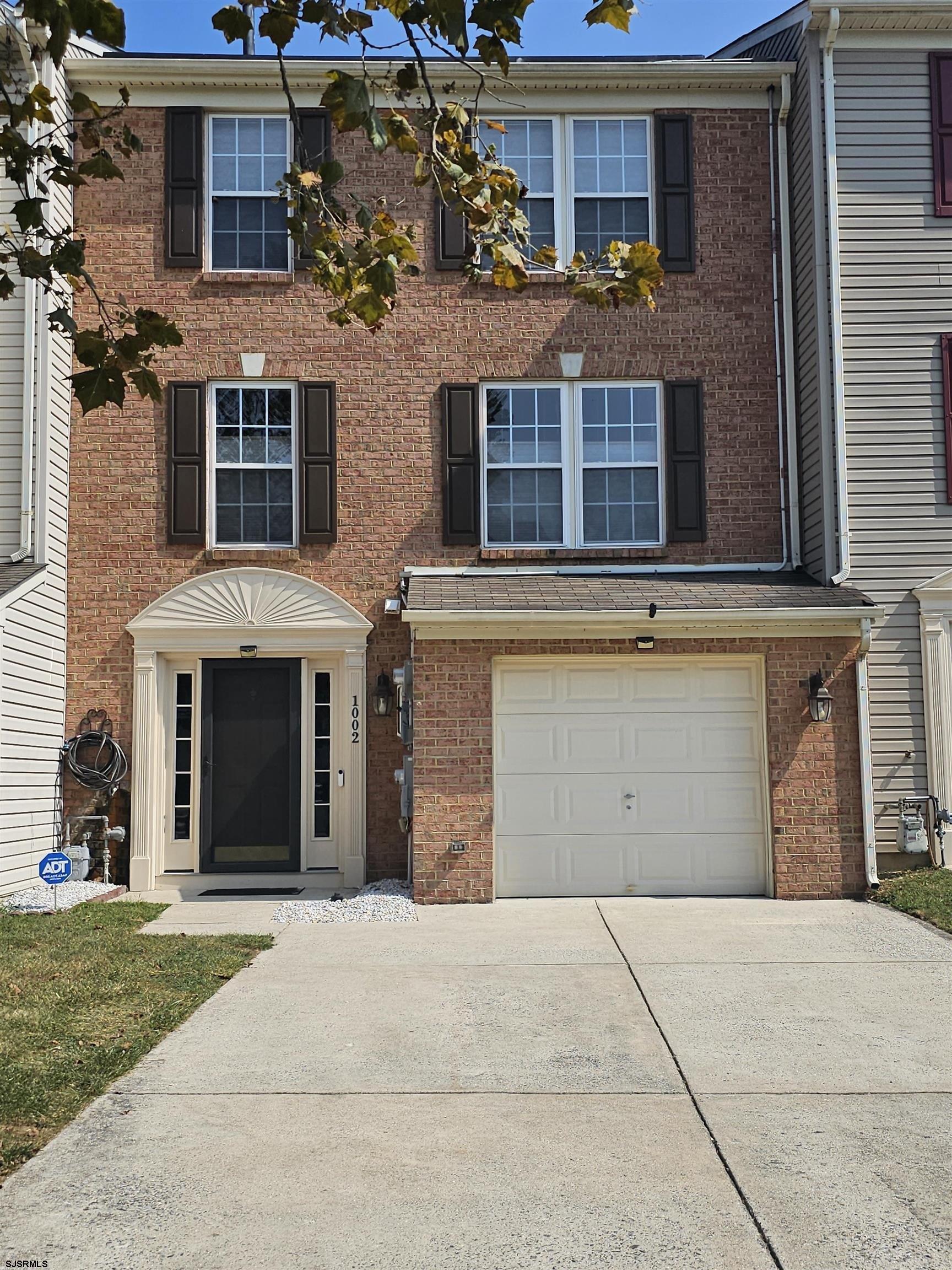 Carlisle Rd, Egg Harbor Township, NJ 08234