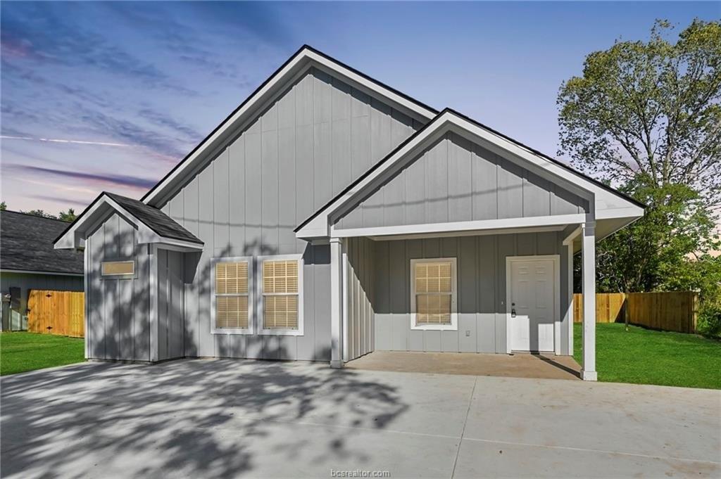 Lincoln St, Navasota, TX 77868