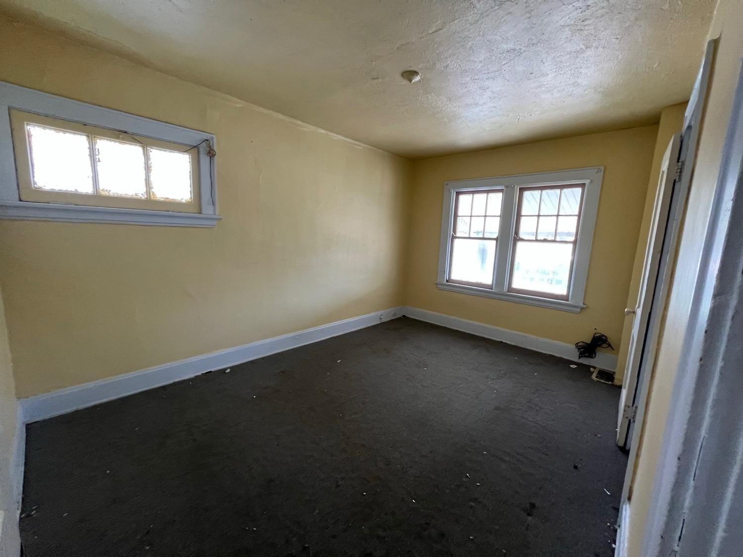 Woodburn Ave, Cincinnati, OH 45207
