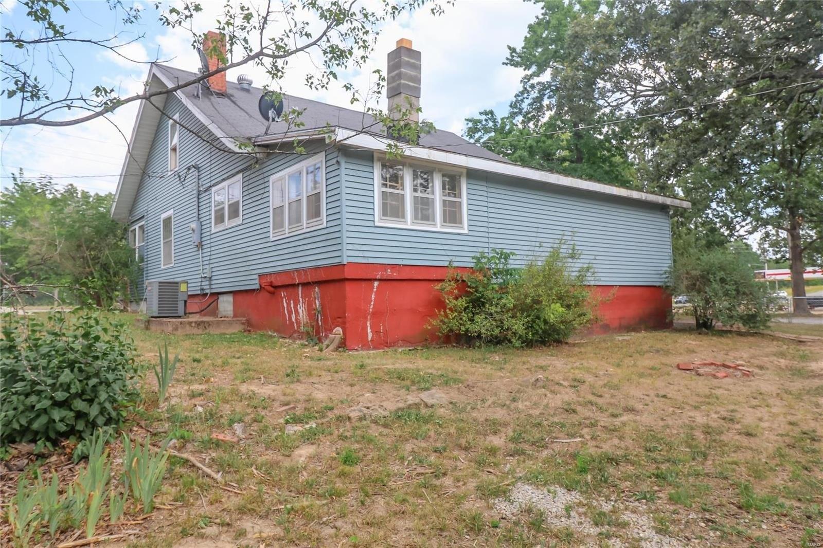 S Commercial St, Crocker, MO 65452