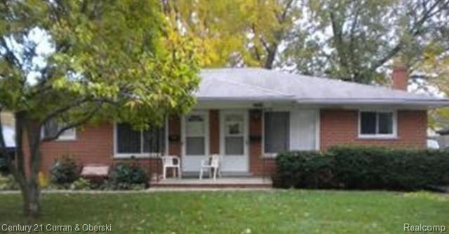 Pardo St, Garden City, MI 48135