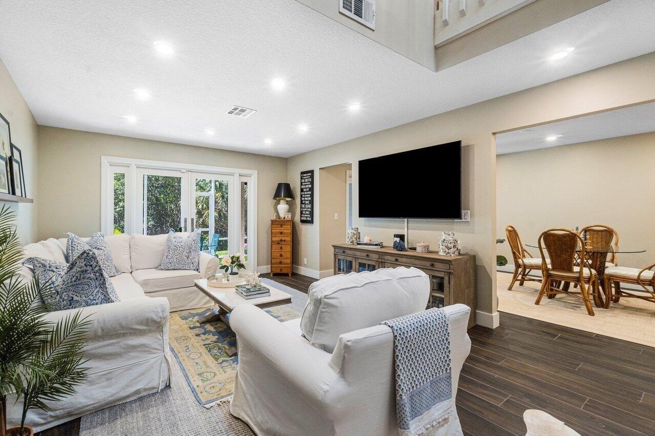 Se Riverfront Ter, Jupiter, FL 33469