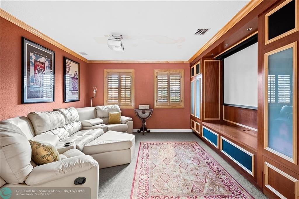 Fiesta Way, Fort Lauderdale, FL 33301