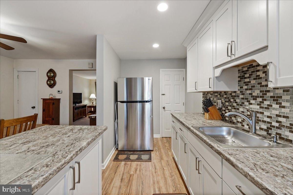 N Wycombe Ave, Lansdowne, PA 19050