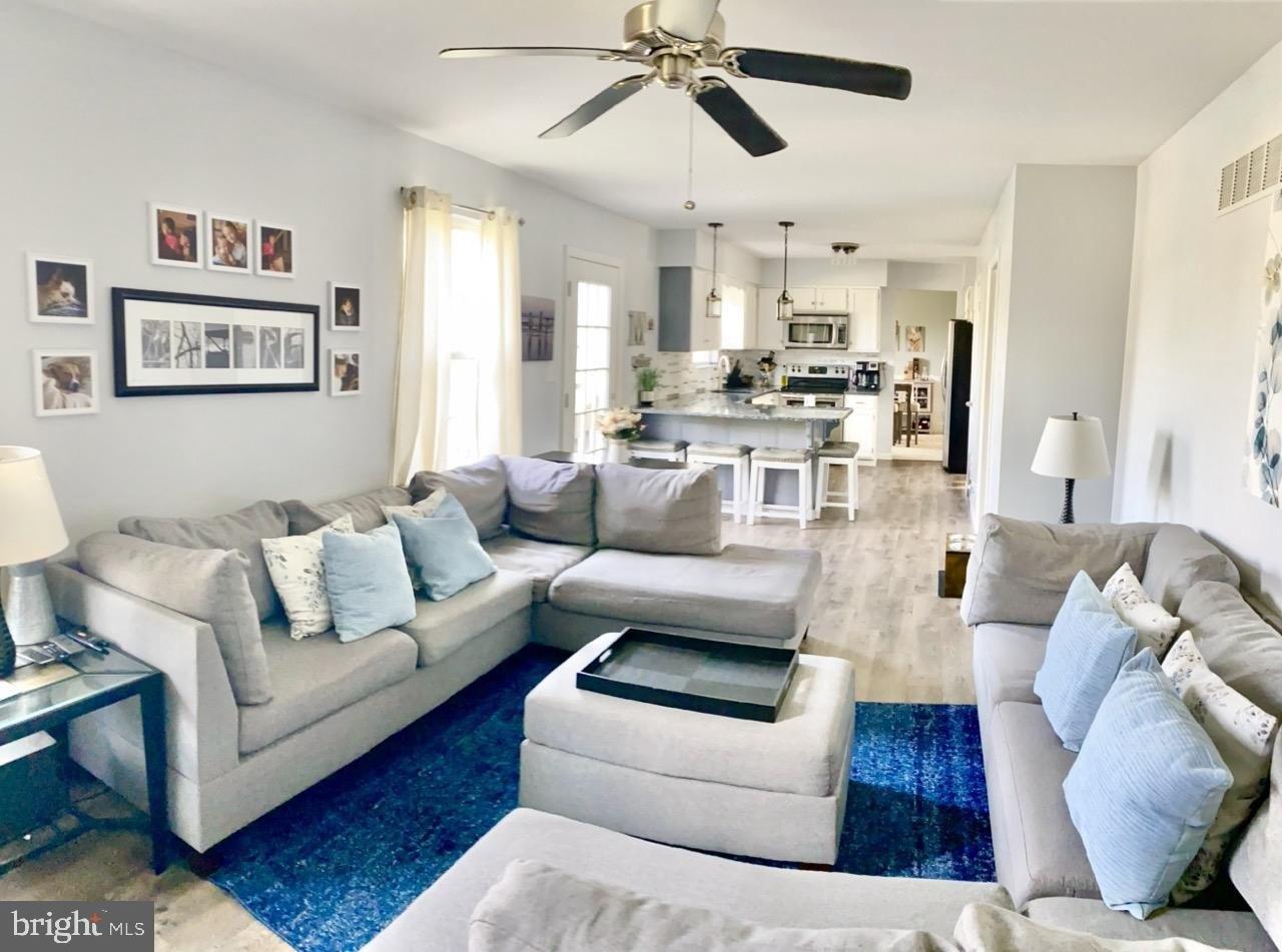 Sharon Ct, Vineland, NJ 08361