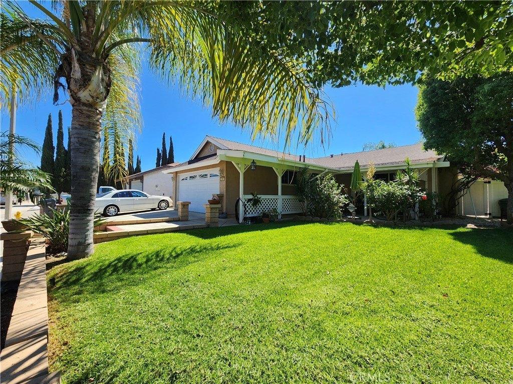 Kinross Ln, Moreno Valley, CA 92557
