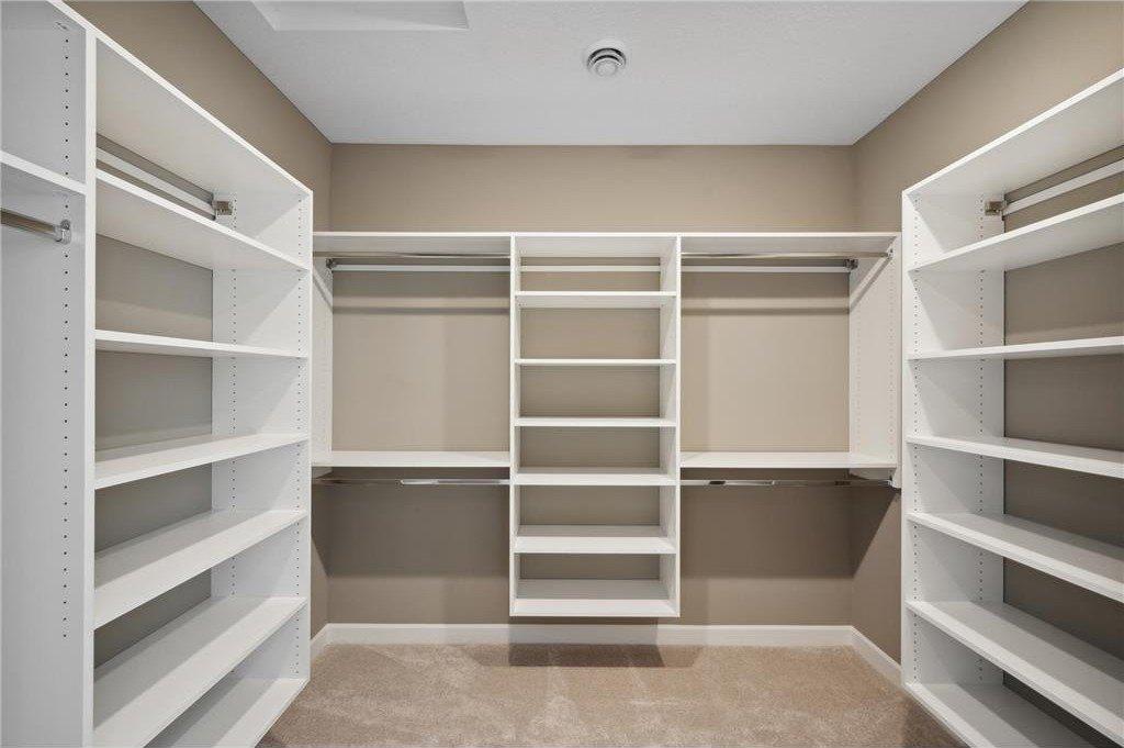 Emmy Ln, Hanover, MN 55341