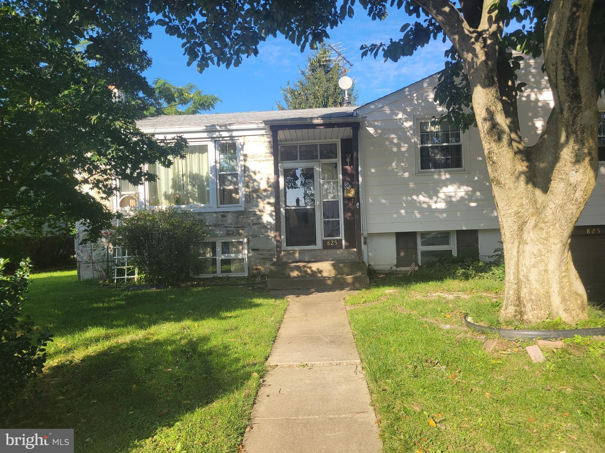 Densmore Rd, Philadelphia, PA 19116