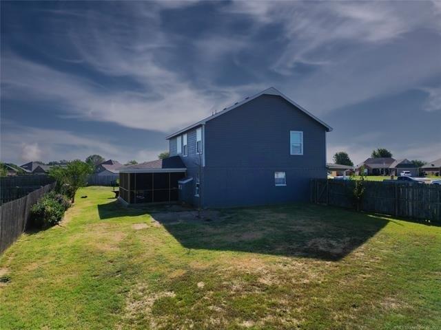 E 121st Ct N, Collinsville, OK 74021
