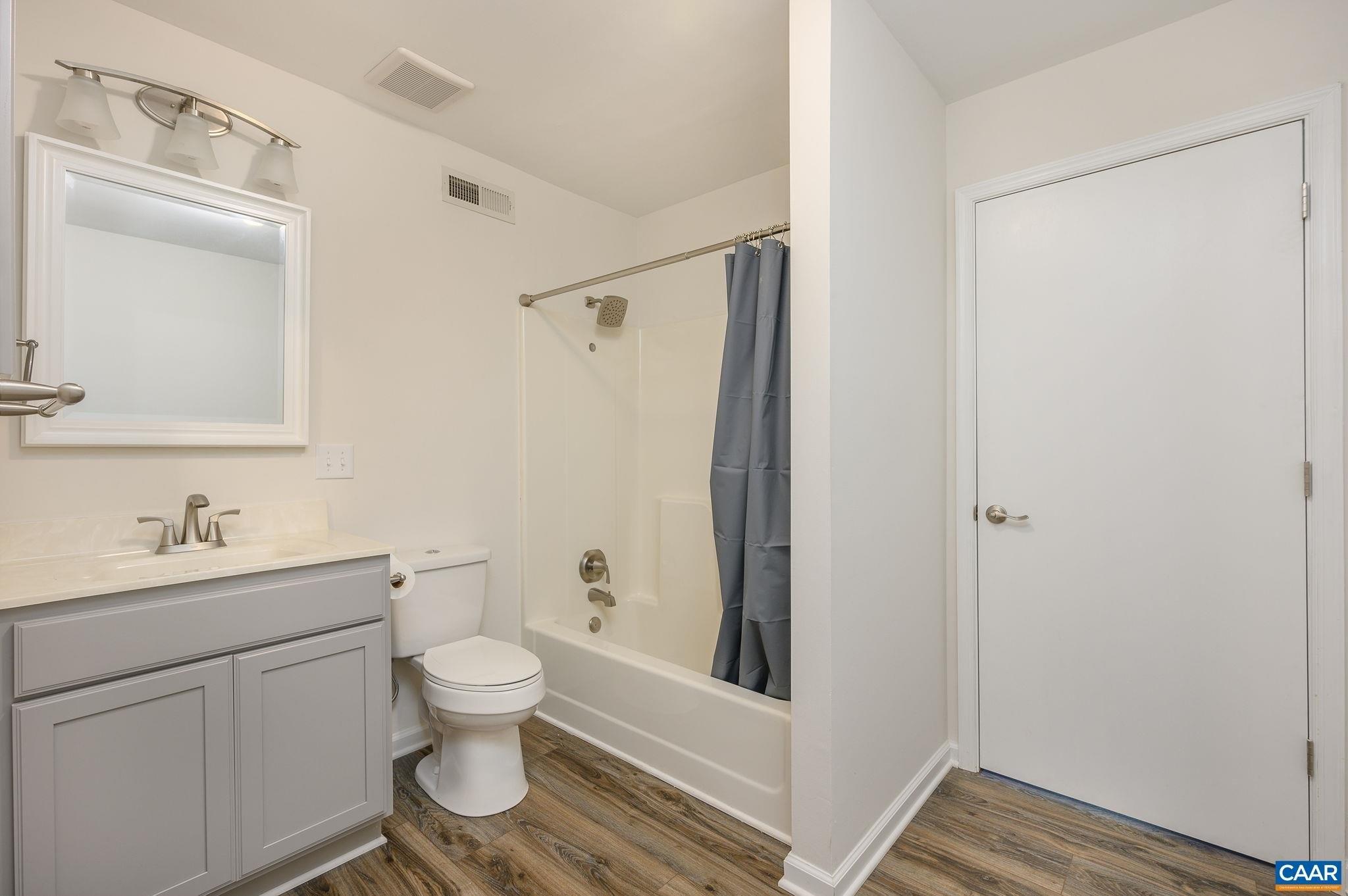 Harvest Dr, Charlottesville, VA 22903